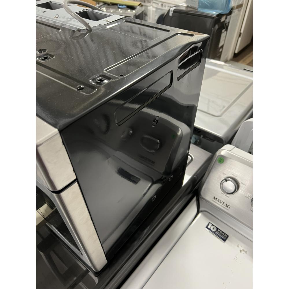 Bosch 300 Series 1.6 Cu. ft. Stainless Steel Over The Range Microwave